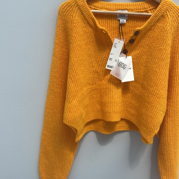 Urban Outfitters BDG Sweater - Picture 6 of 12